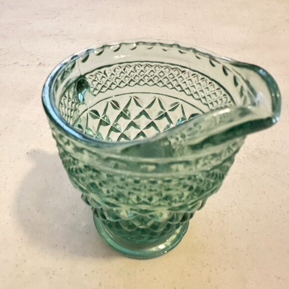 Vintage Anchor Hocking Wexford Creamer Seaform Green - Picture 2 of 3